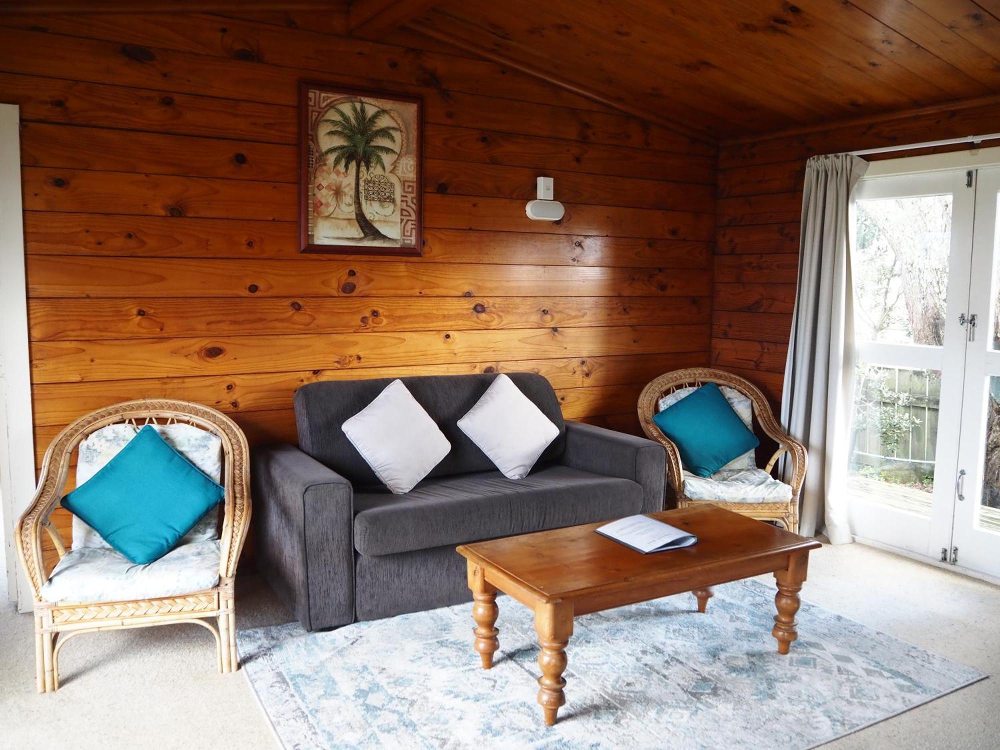 Edgewater Motel Орева Екстериор снимка