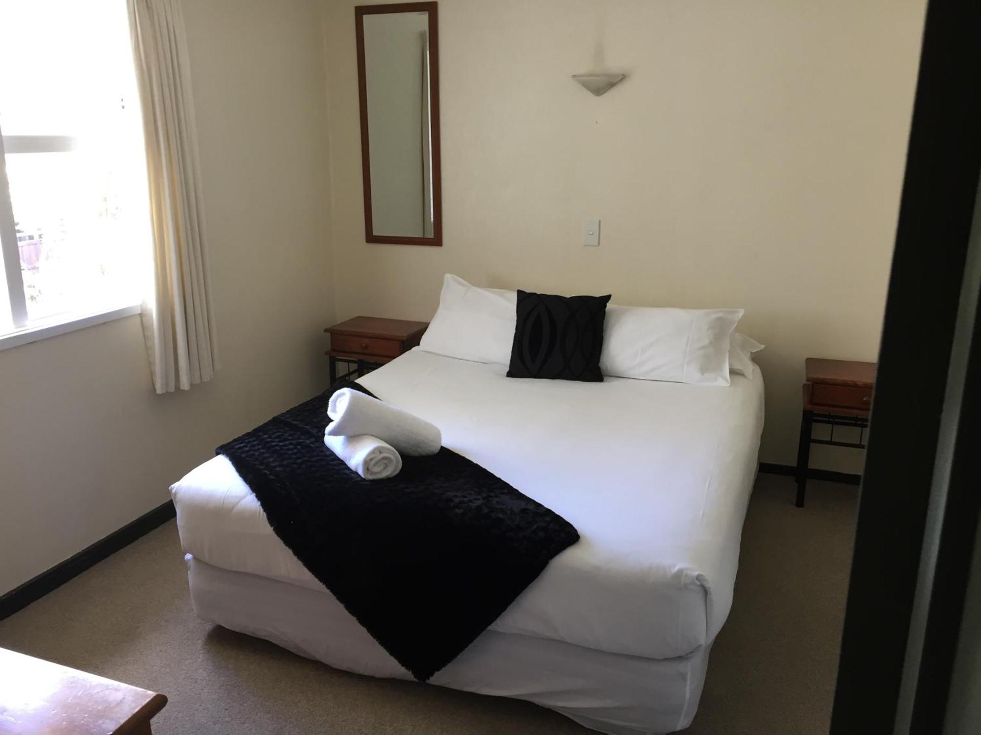 Edgewater Motel Орева Екстериор снимка