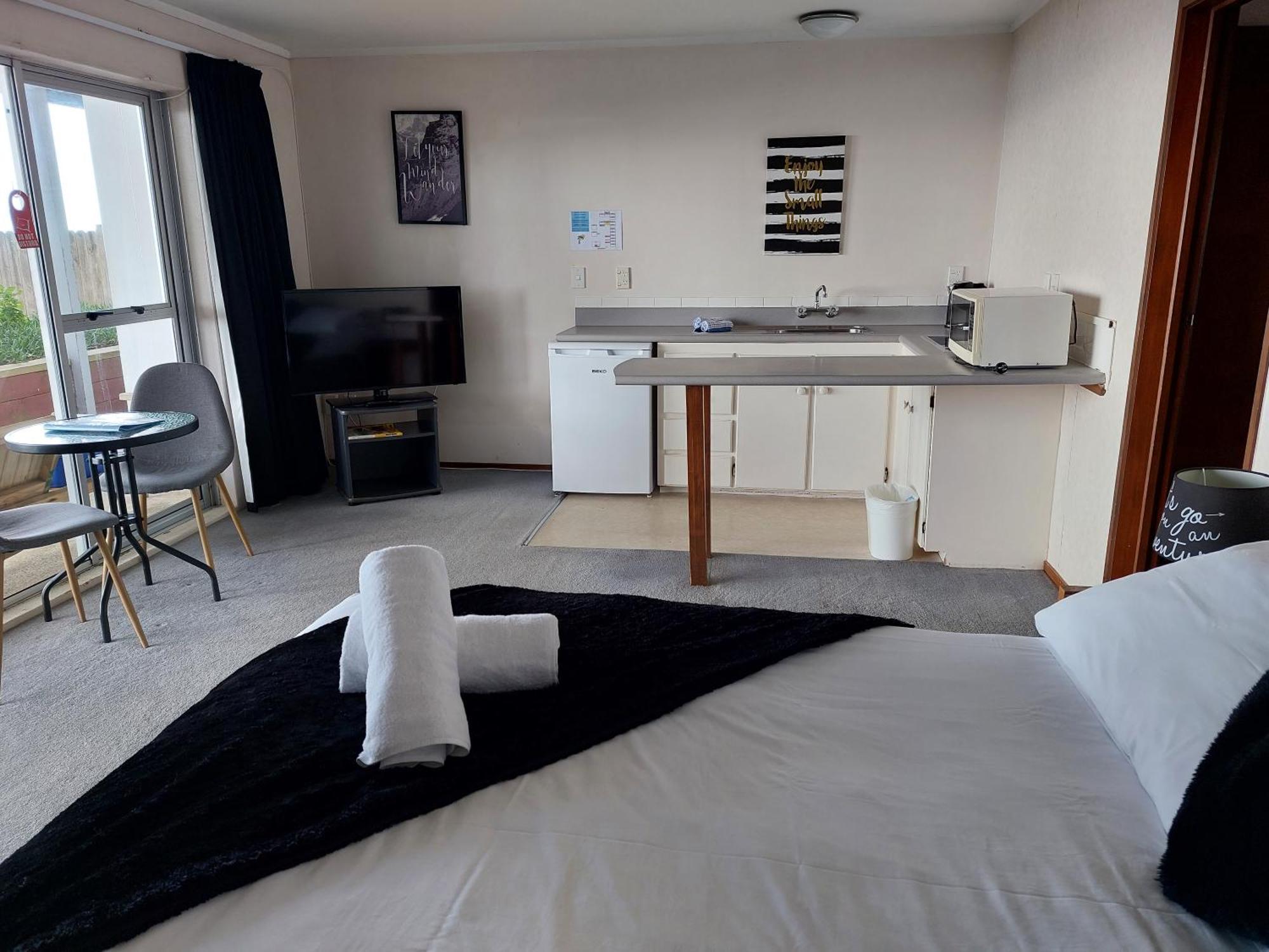 Edgewater Motel Орева Екстериор снимка